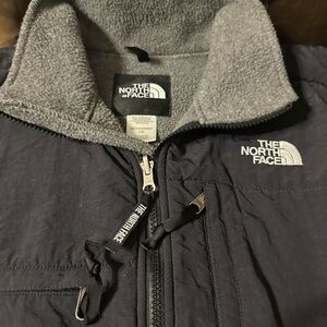 SOLD The North Face Men's Navy Performance Jacket with Gray Fleece Lining